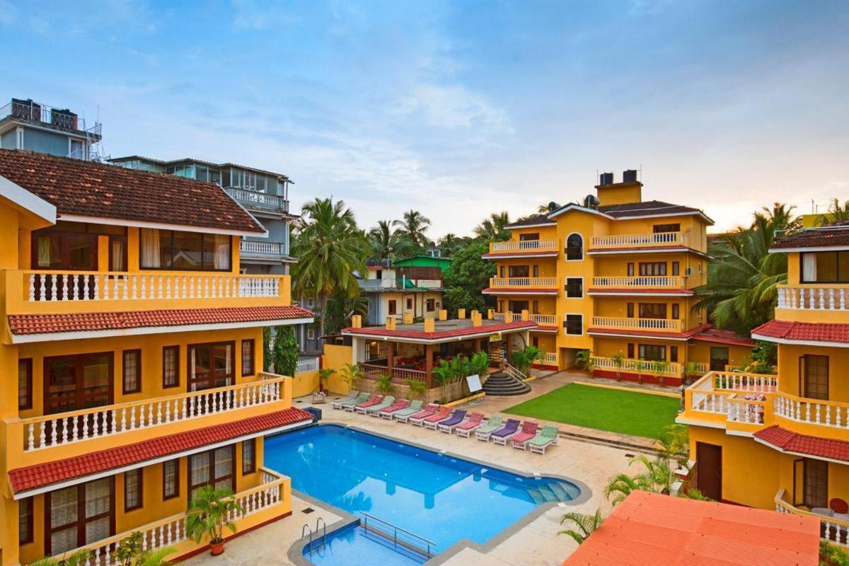 Marina Bay Beach Resort Candolim Extérieur photo