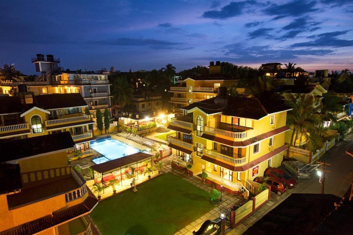 Marina Bay Beach Resort Candolim Extérieur photo